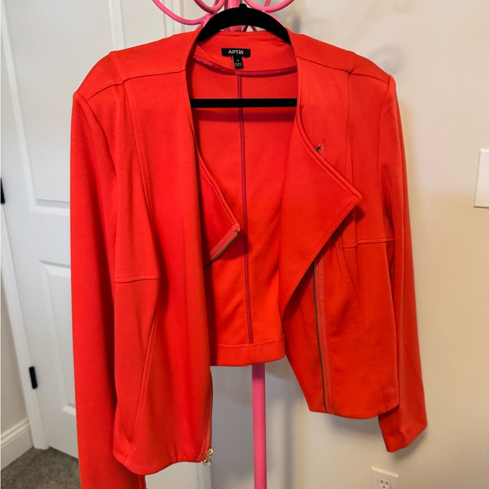Apt. 9 Blazer Sleek Open-Front Design